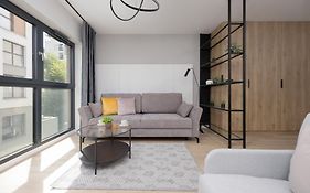 Piekne Studia Dla 3 Osob & Parking Warszawa By Noclegi Renters